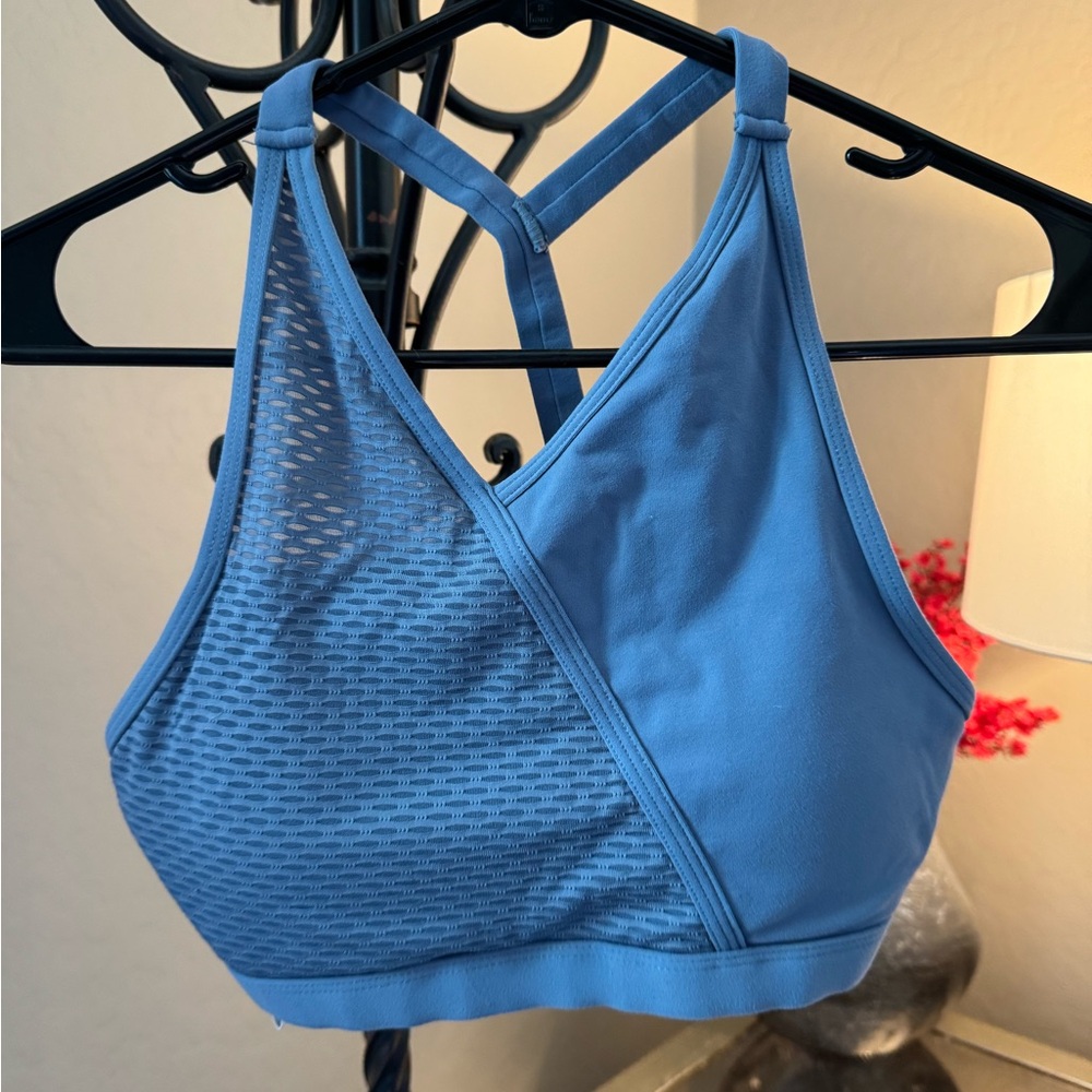 Lorna Jane Blue Sports Bra (Size small)